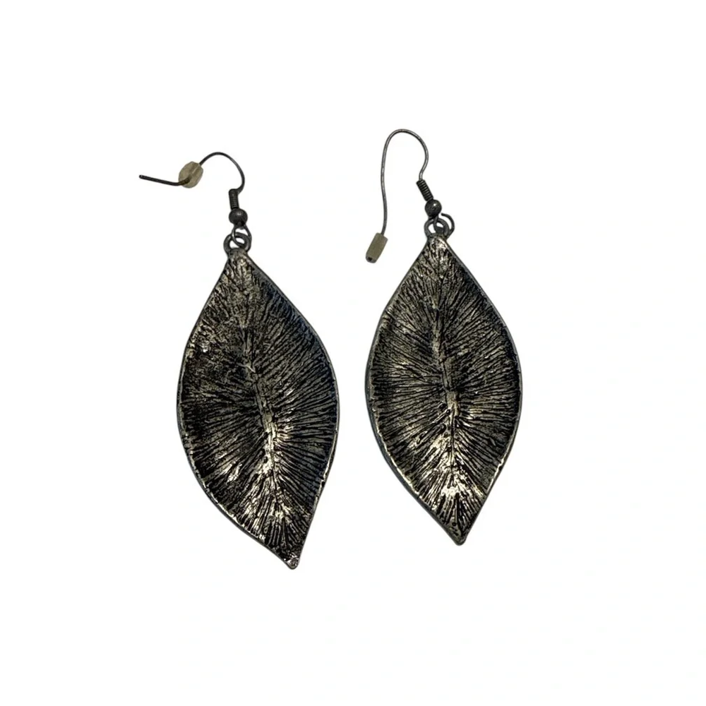 Silver Tone Leaf Dangle Earrings | Boho Nature Inspired - Picture 4 of 6